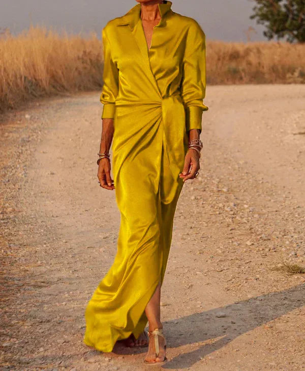 Elegant chiffon maxi dress in a long, flowing style